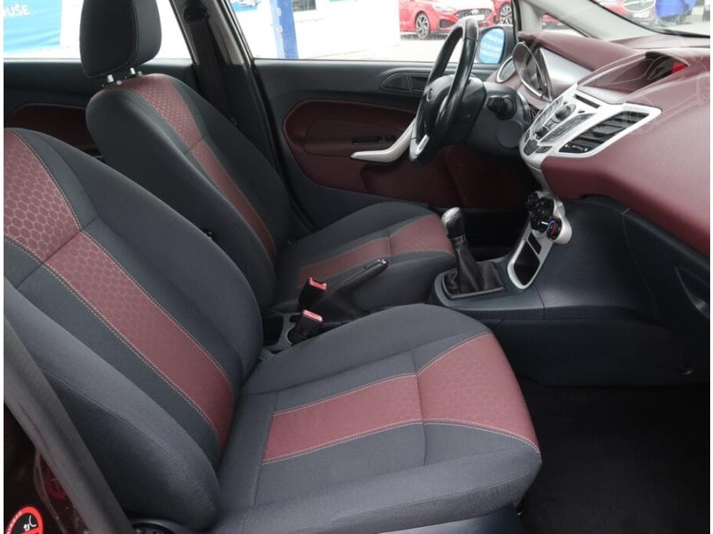 2008 Ford FIESTA - 9