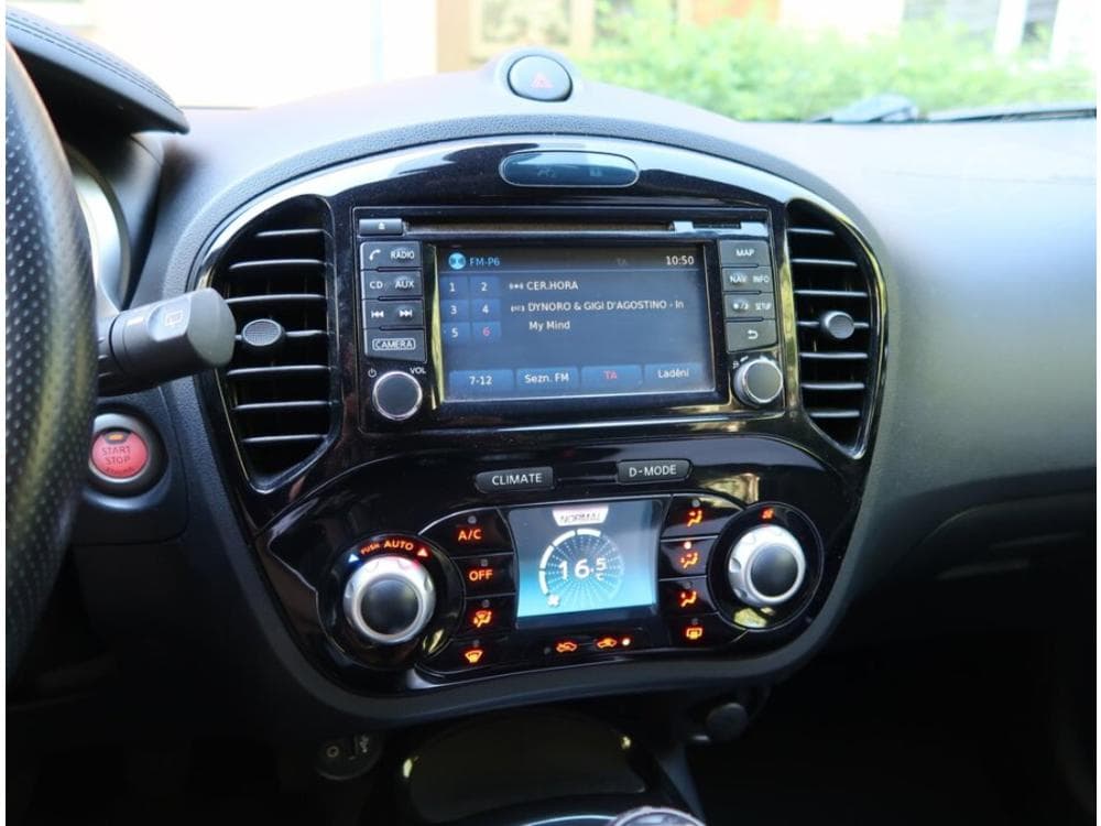 2016 Nissan JUKE - 12