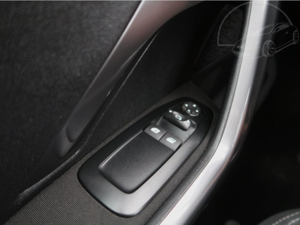 2018 Peugeot 2008 - 14