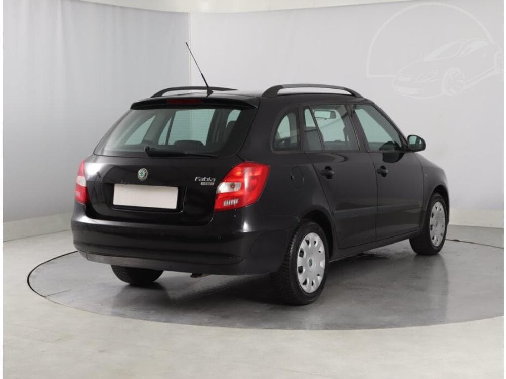 2010 Škoda FABIA - 5