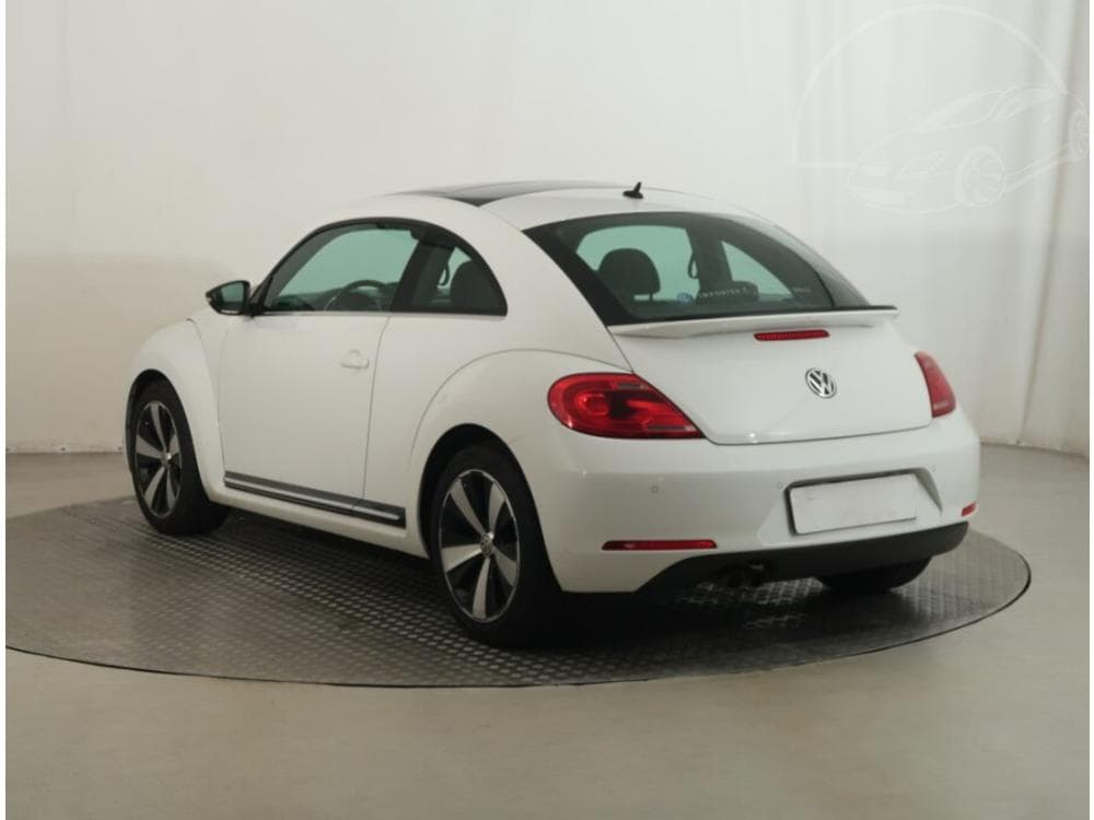 2012 Volkswagen BEETLE - 4