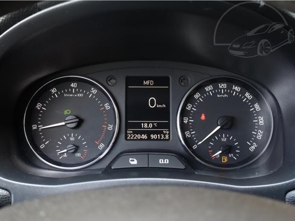 2010 Škoda FABIA - 8