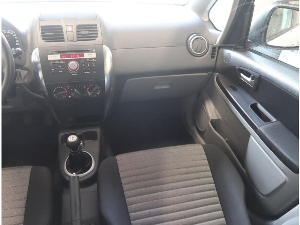 2012 Suzuki SX4 - 8