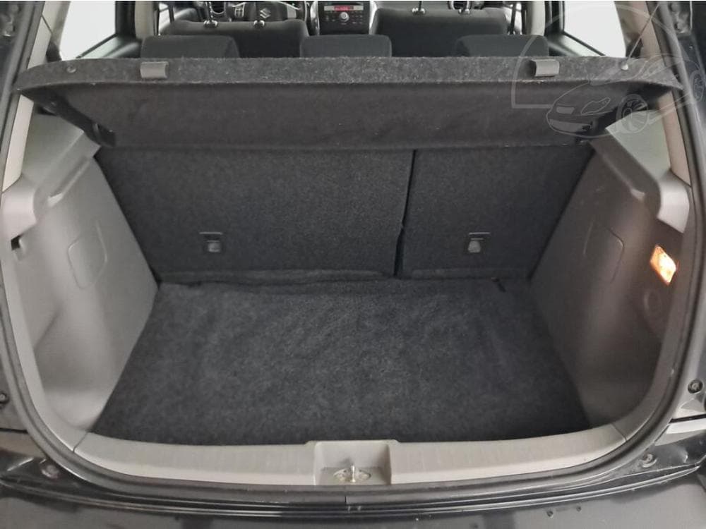 2011 Suzuki SX4 - 13