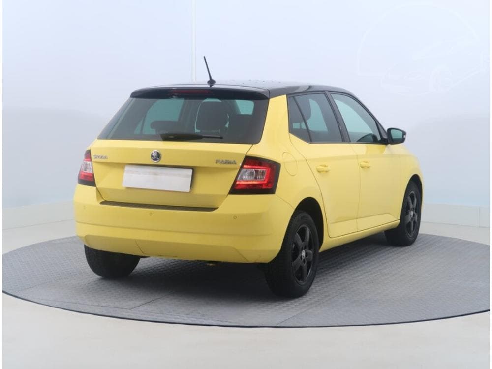 2015 Škoda FABIA - 5