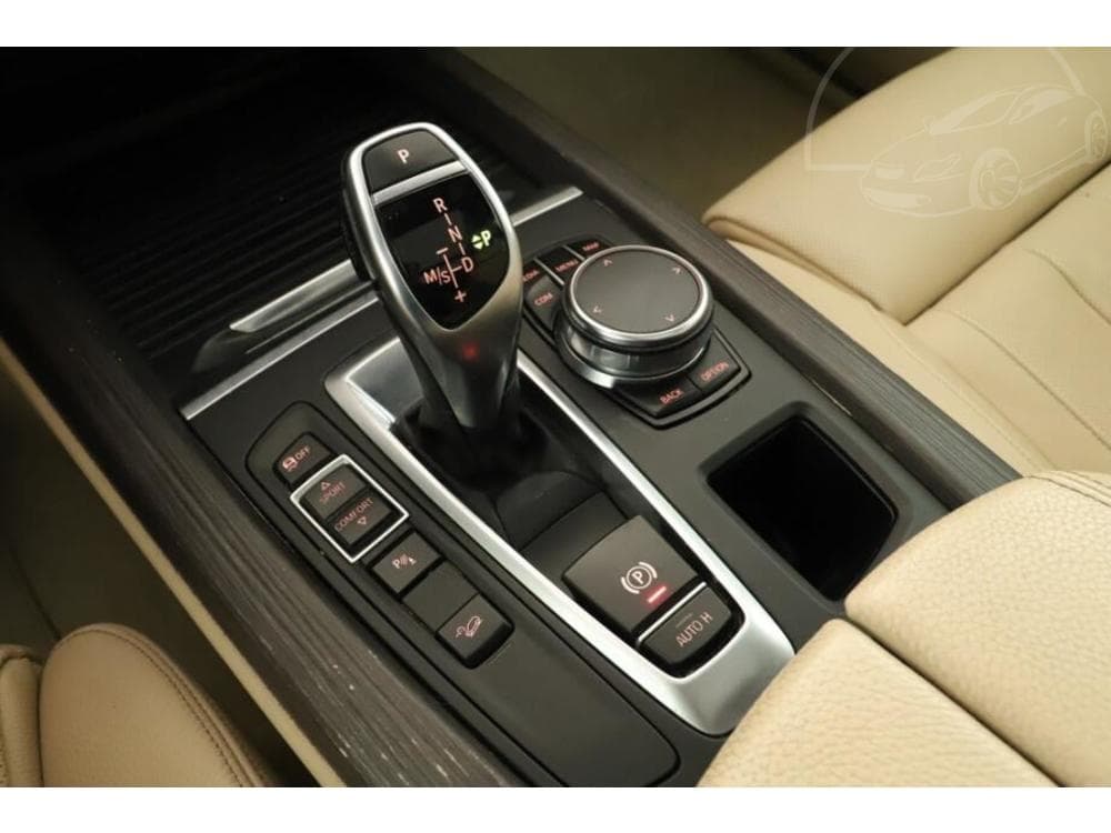 2018 BMW X5 - 11