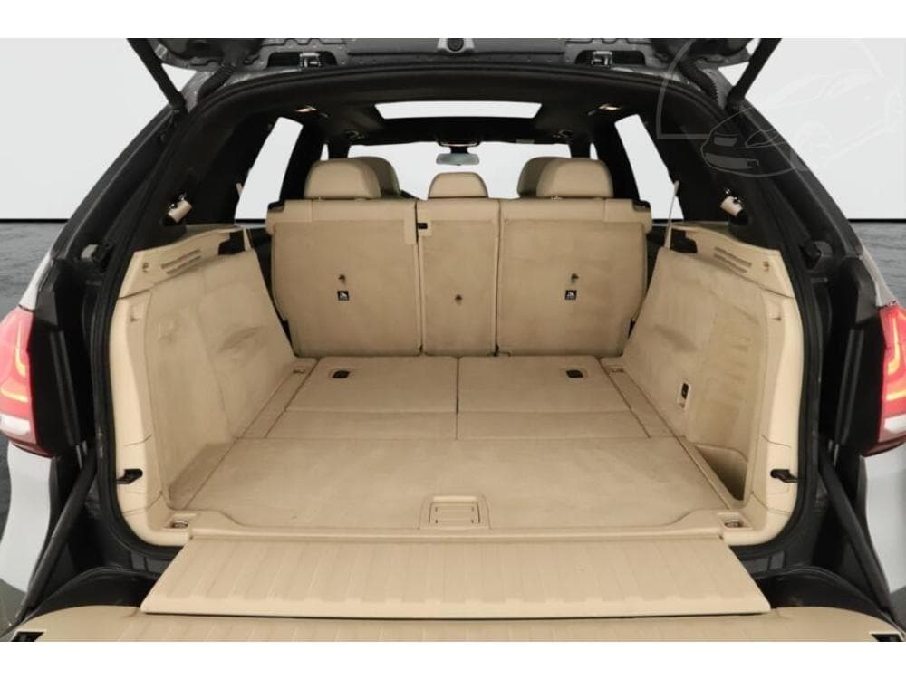 2018 BMW X5 - 12