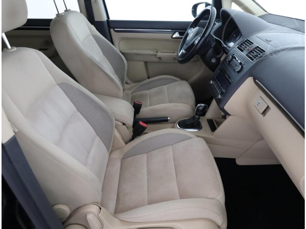 2011 Volkswagen TOURAN - 7