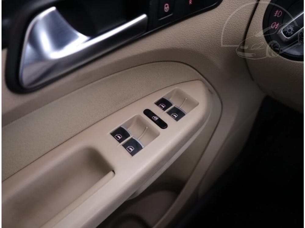 2011 Volkswagen TOURAN - 15