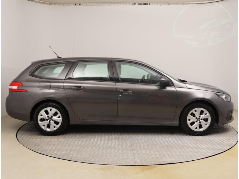 2018 Peugeot 308 - 6