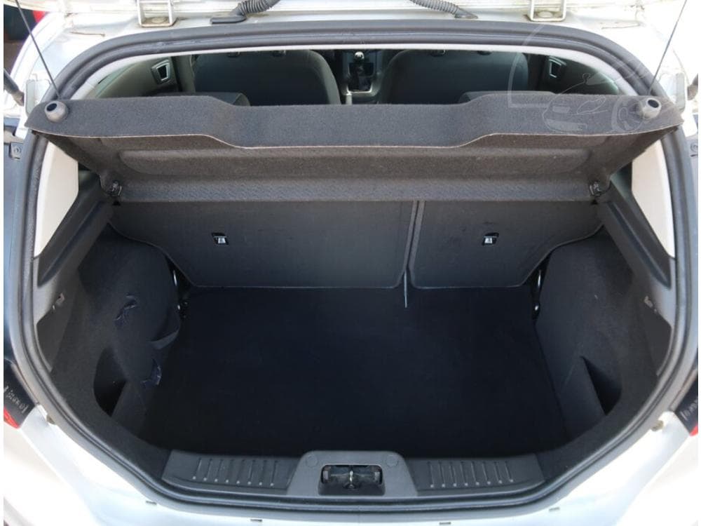 2015 Ford FIESTA - 13