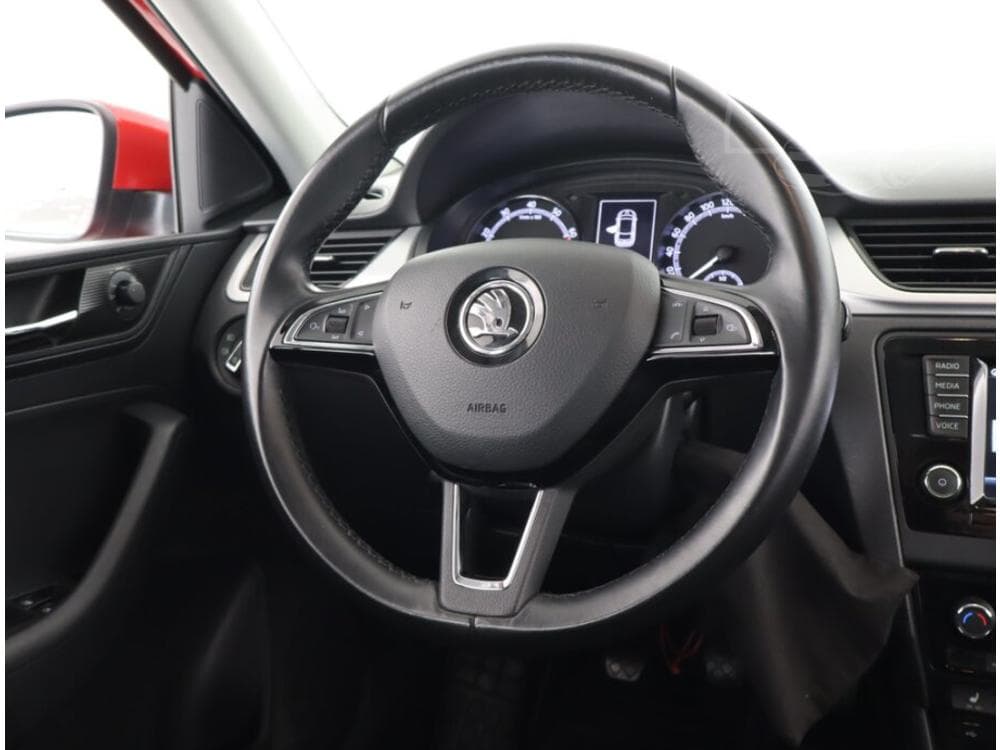 2017 Škoda RAPID - 14