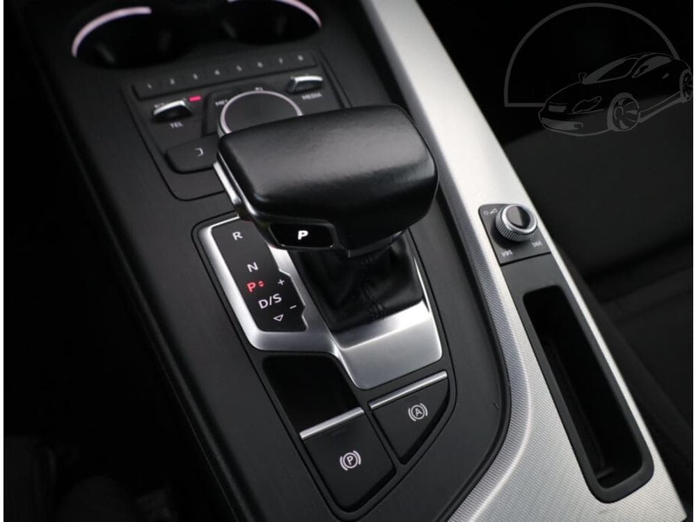 2018 Audi A4 - 11