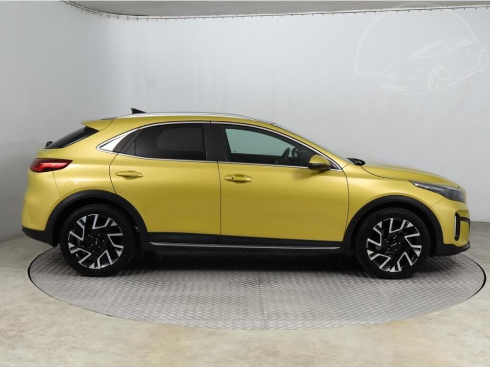 2023 Kia XCEED - 6