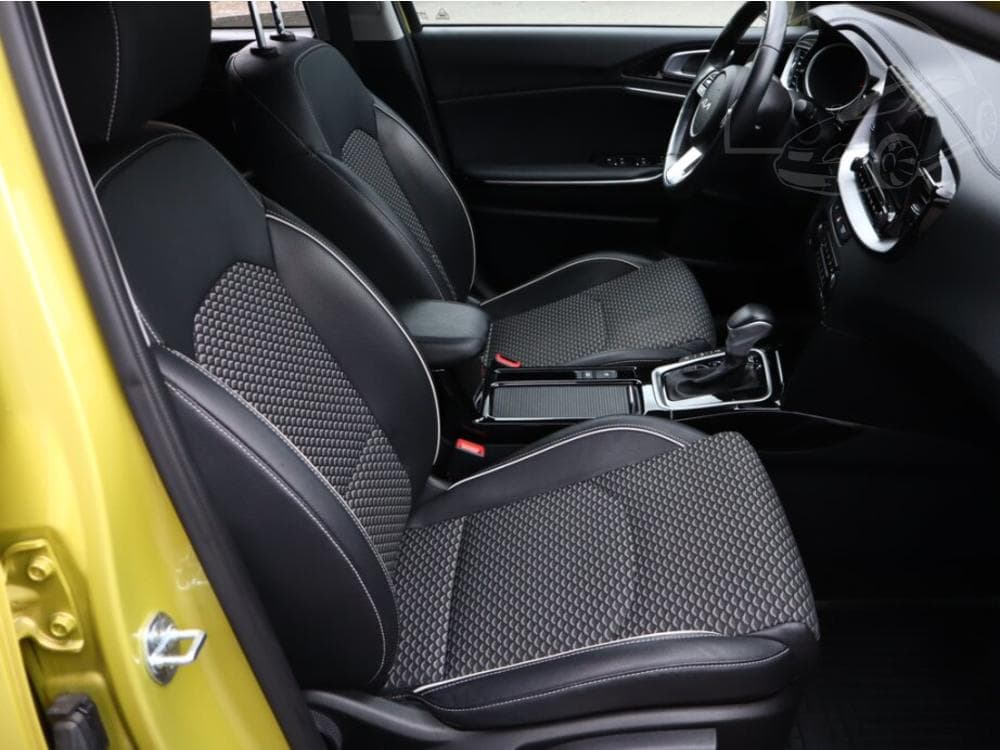 2023 Kia XCEED - 7