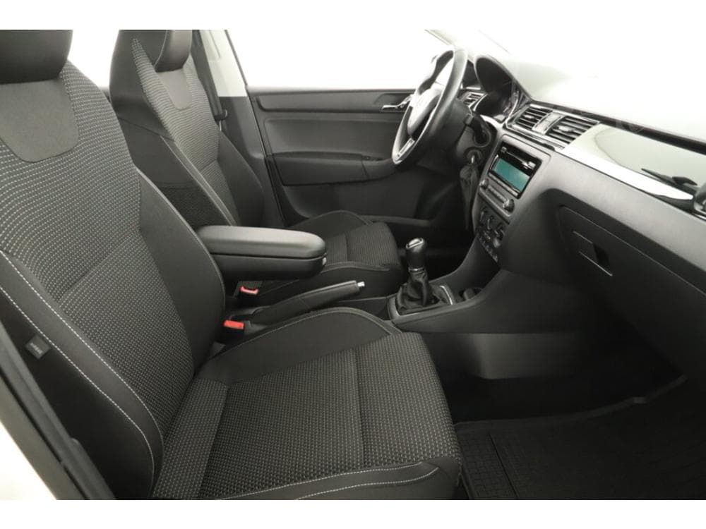 2014 Škoda RAPID - 7