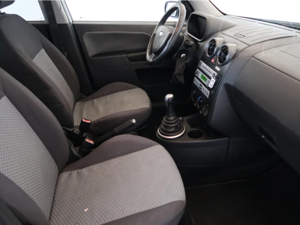 2005 Ford FUSION - 9