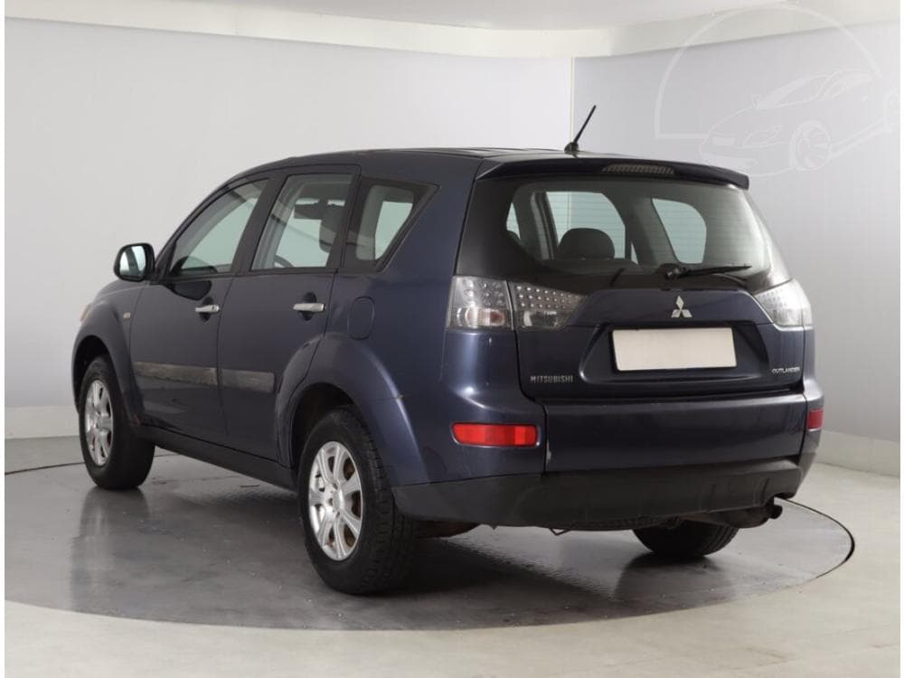 2009 Mitsubishi OUTLANDER - 4