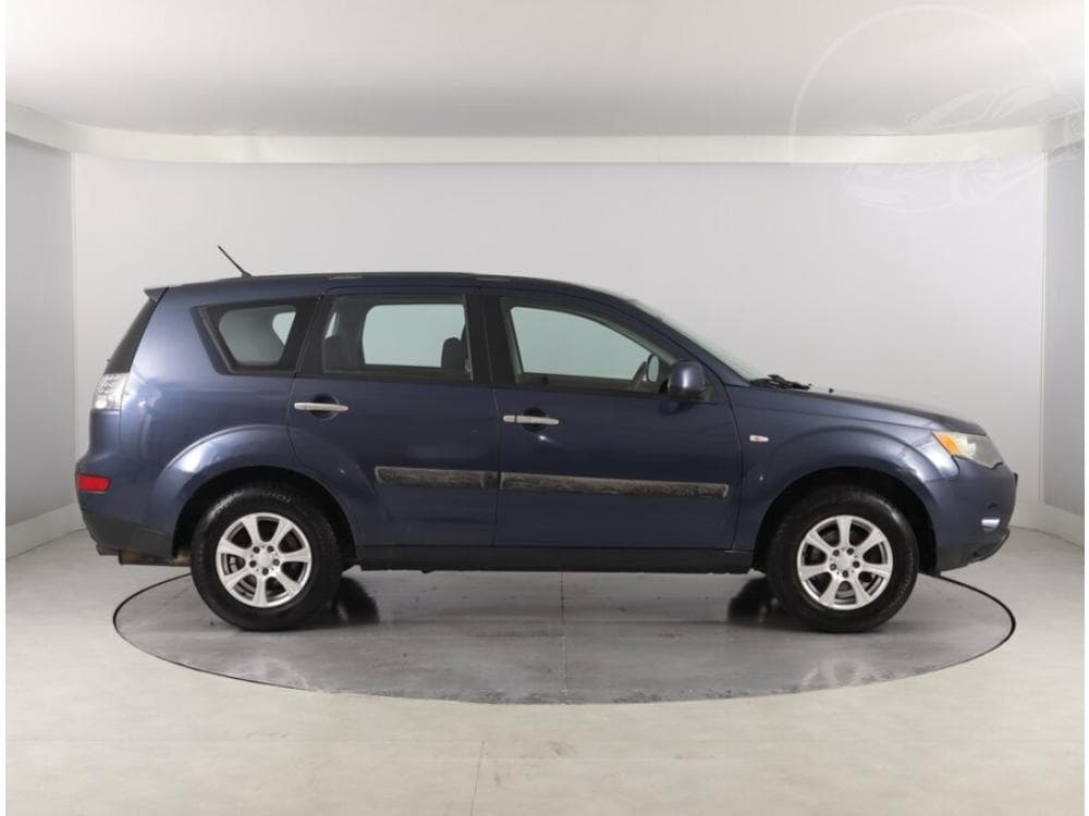 2009 Mitsubishi OUTLANDER - 6