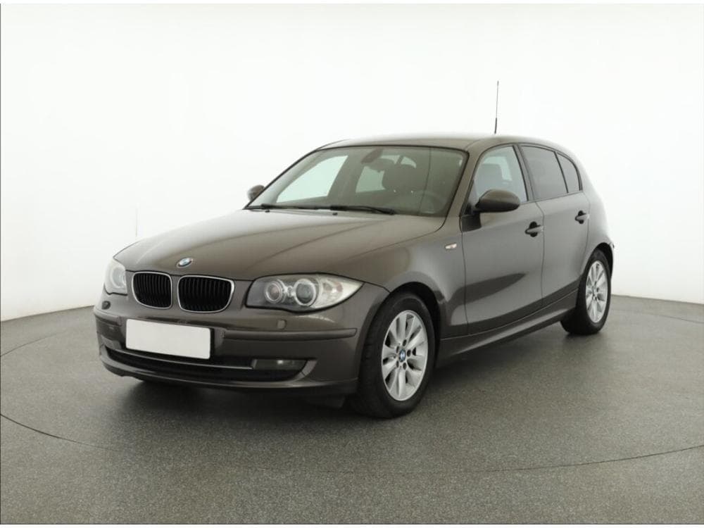 2009 BMW 1-SERIES - 2