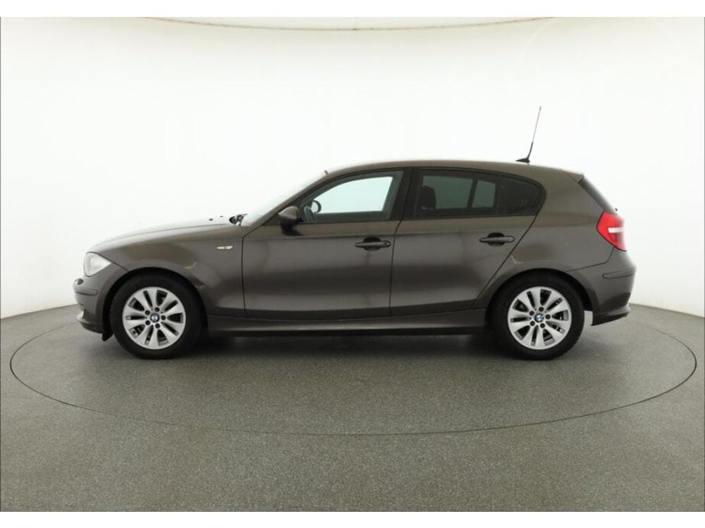 2009 BMW 1-SERIES - 3