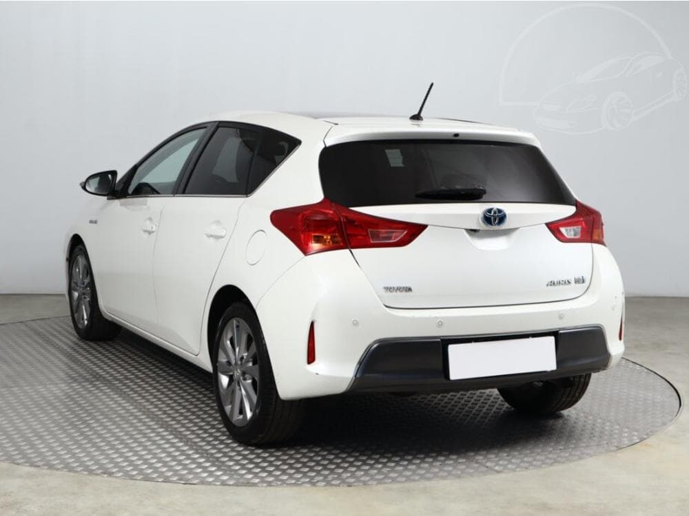 2013 Toyota AURIS - 4