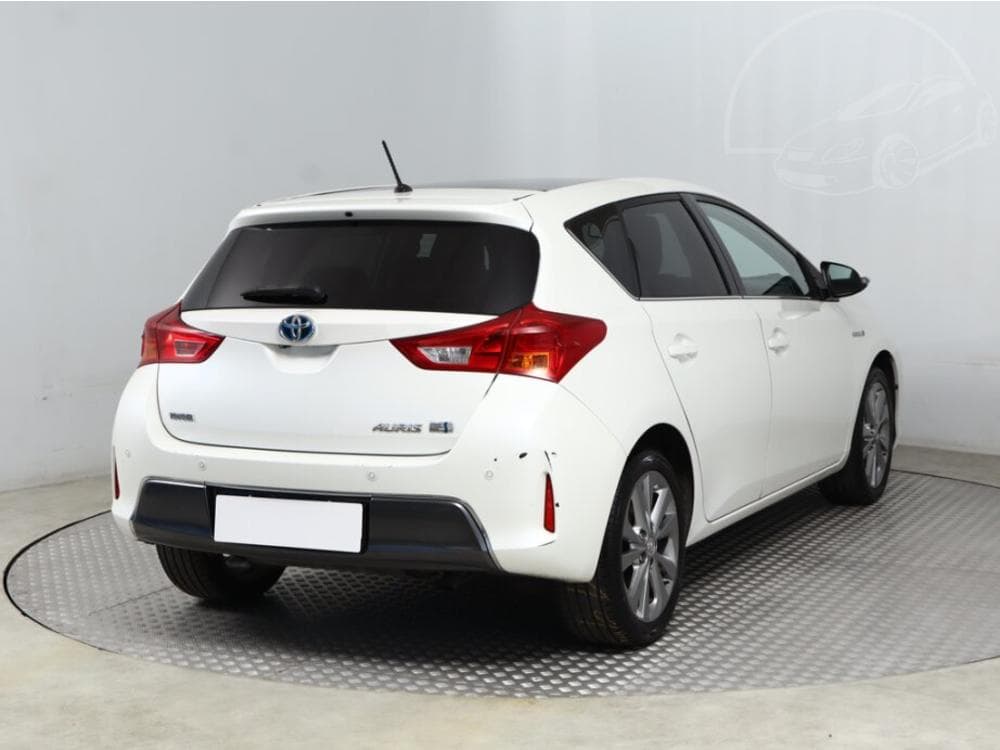 2013 Toyota AURIS - 5