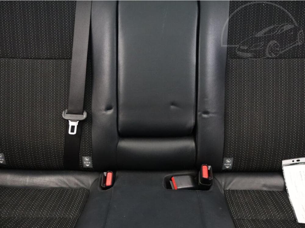2013 Toyota AURIS - 8