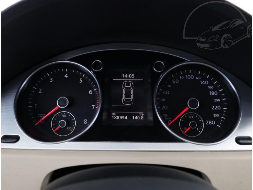 2008 Volkswagen PASSAT - 9