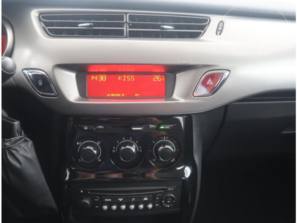 2016 Citroen C3 - 12