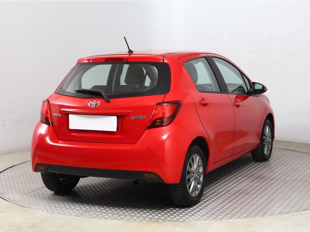 2017 Toyota YARIS - 5
