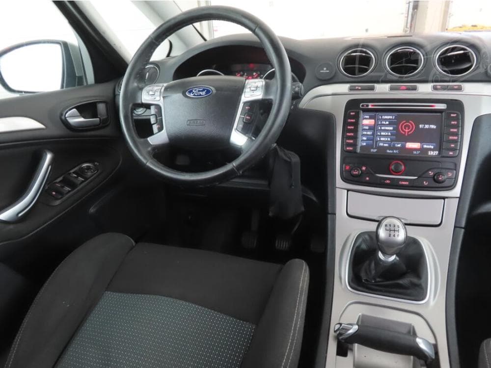 2011 Ford S-MAX - 7