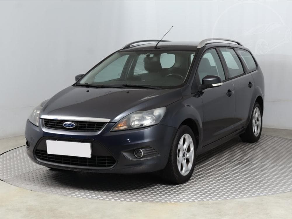 2010 Ford FOCUS - 2