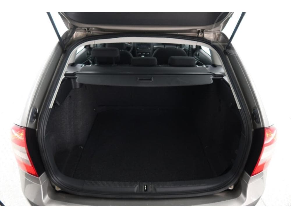 2011 Škoda OCTAVIA - 13