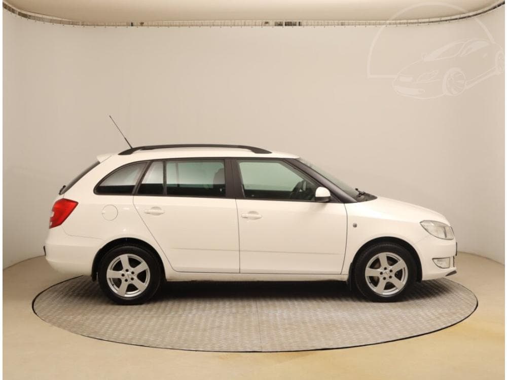 2012 Škoda FABIA - 6