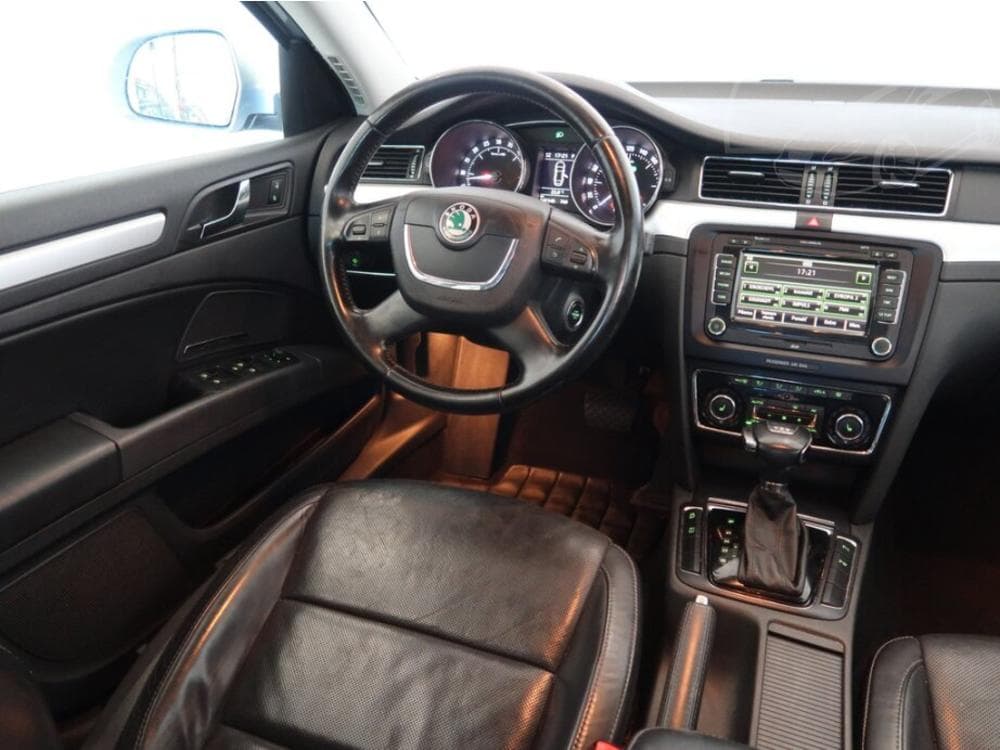 2012 Škoda SUPERB - 7