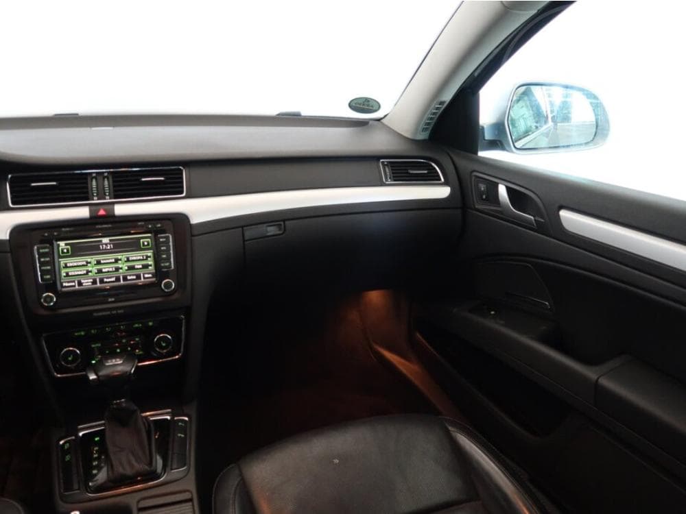2012 Škoda SUPERB - 8