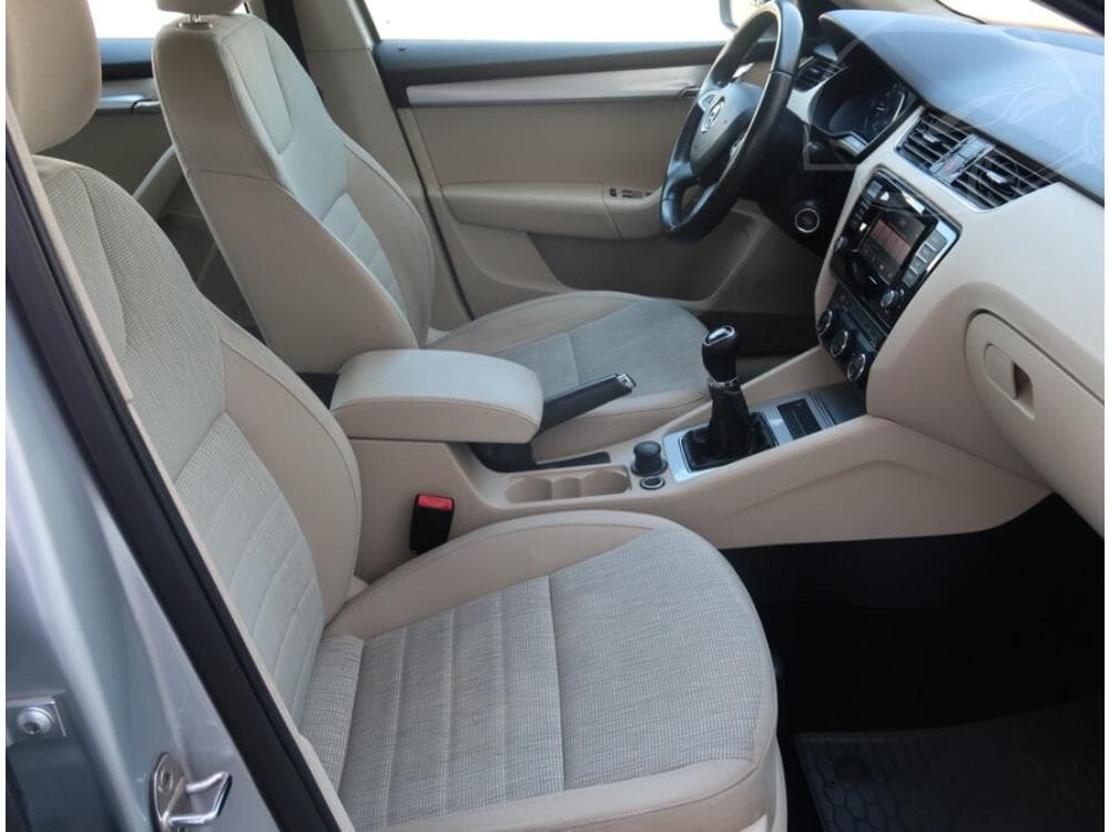 2014 Škoda OCTAVIA - 9