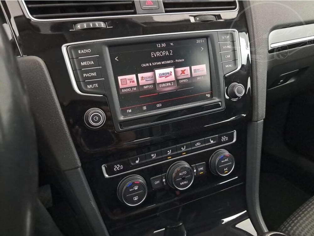 2015 Volkswagen GOLF - 12