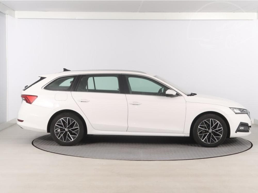 2021 Škoda OCTAVIA - 6