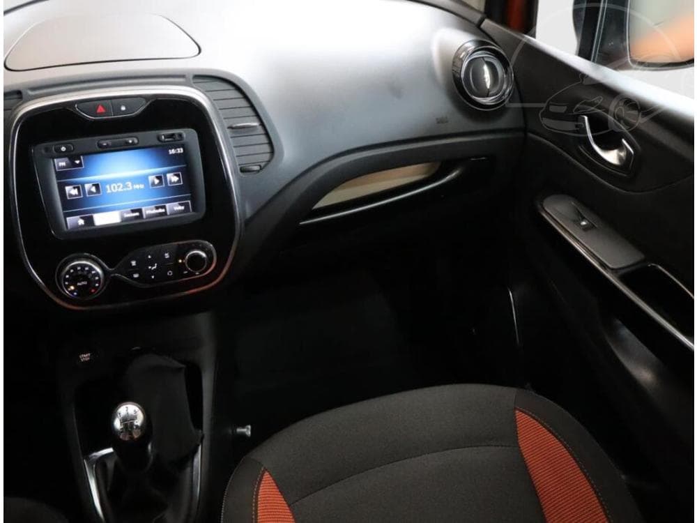 2014 Renault CAPTUR - 8