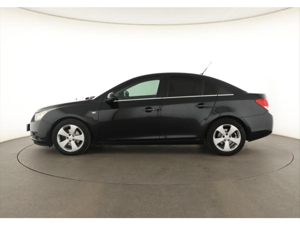 2010 Chevrolet CRUZE - 3