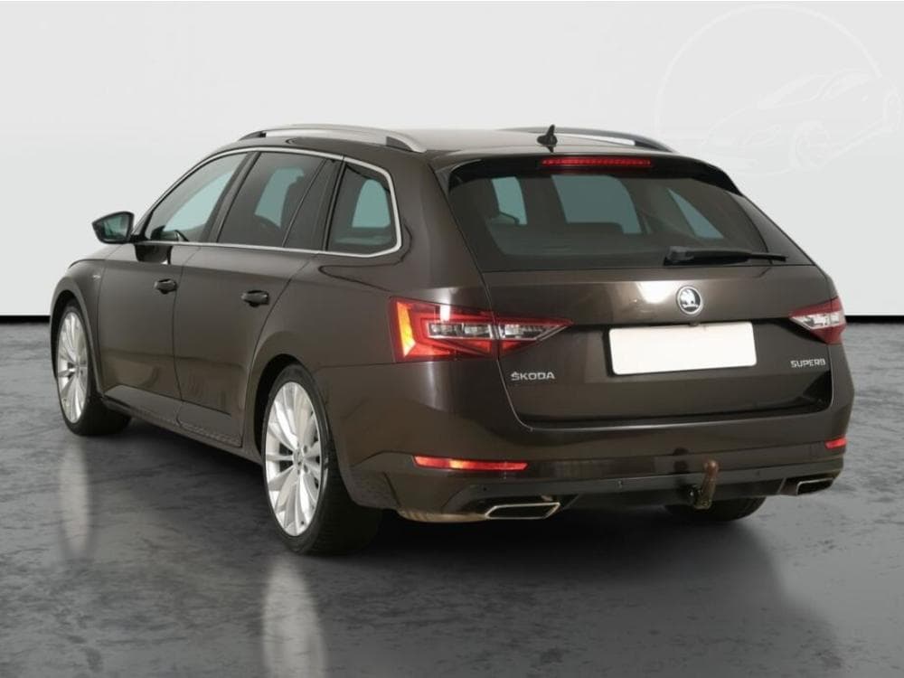 2017 Škoda SUPERB - 4