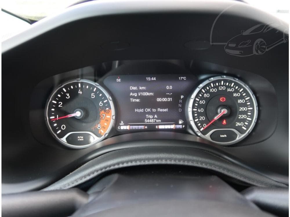 2016 Jeep RENEGADE - 11