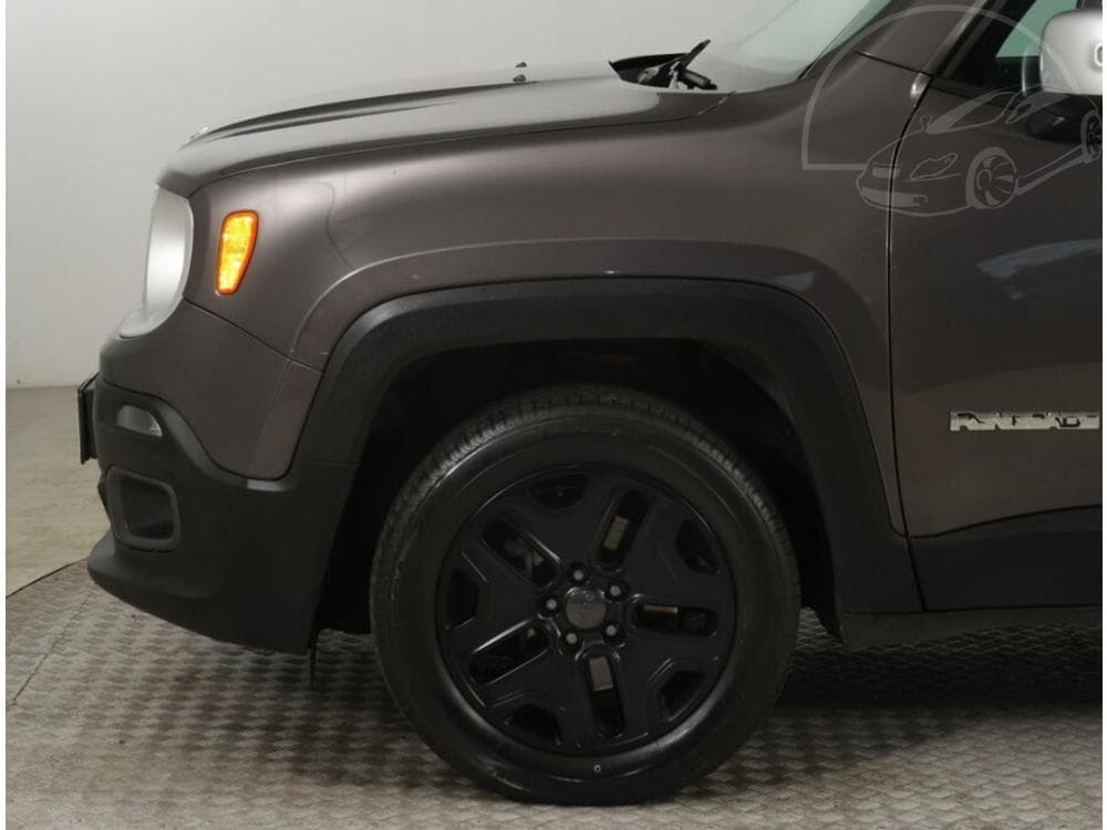 2016 Jeep RENEGADE - 15