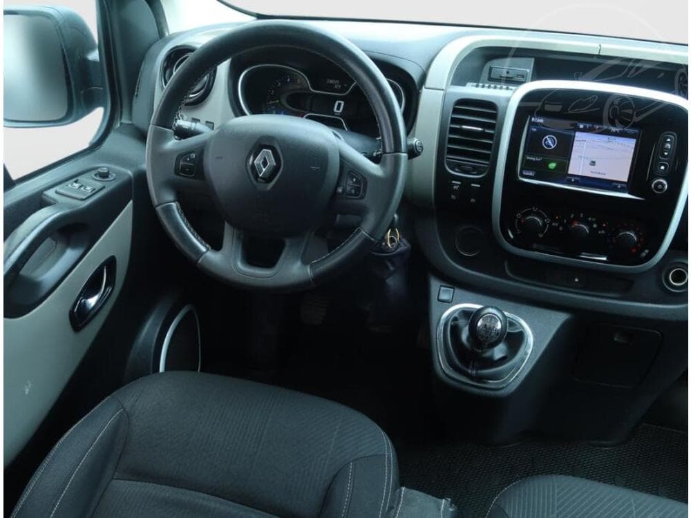 2015 Renault TRAFIC - 7
