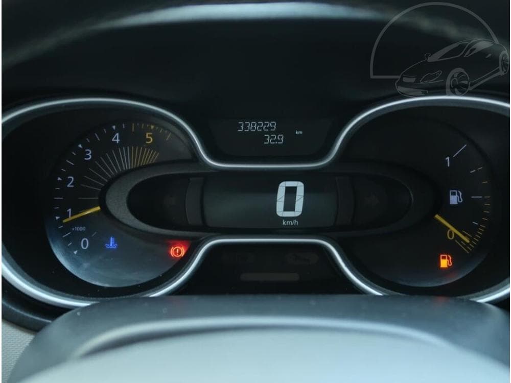 2015 Renault TRAFIC - 11
