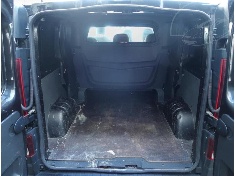 2015 Renault TRAFIC - 13
