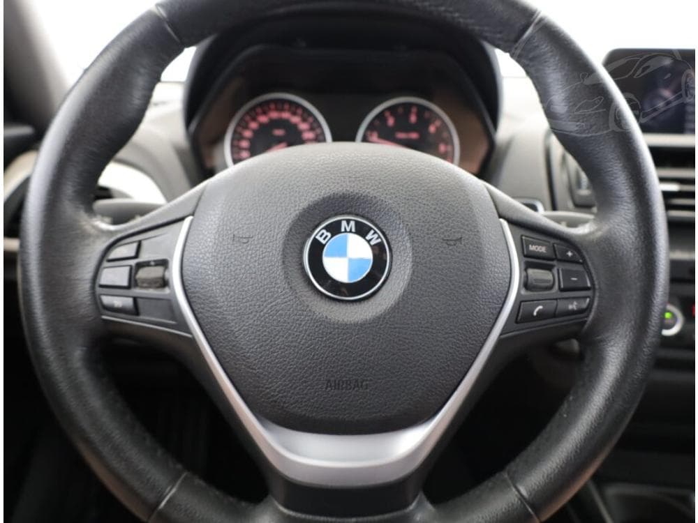 2014 BMW 1-SERIES - 8