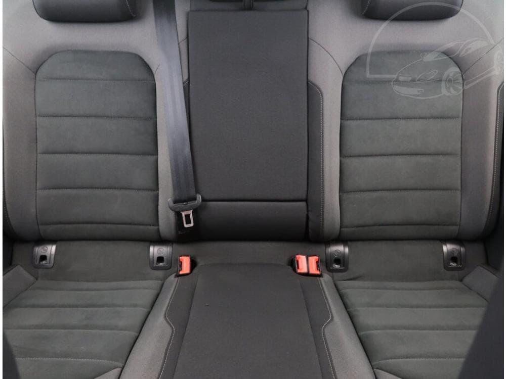 2018 Volkswagen GOLF - 8